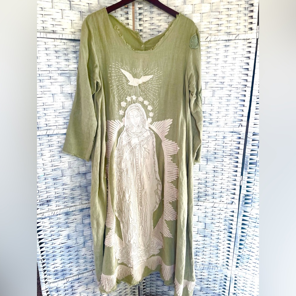 Elegant Magnolia Pearl Matcha Green Linen Dress with Guadalupe